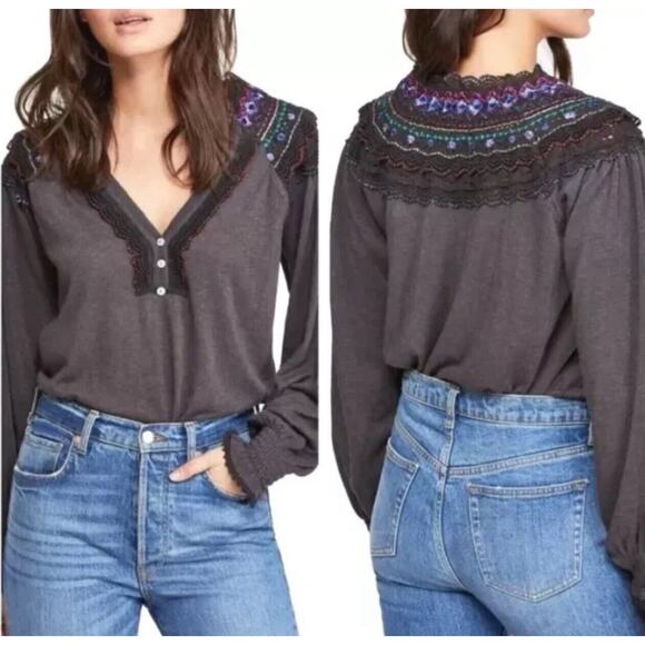Free People Tops - NWOT Free People Siesta Fiesta Top Size M Henley Gray Crochet V-Neck